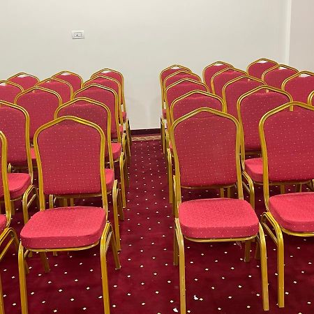 Anga Yerevan Hotel Екстериор снимка