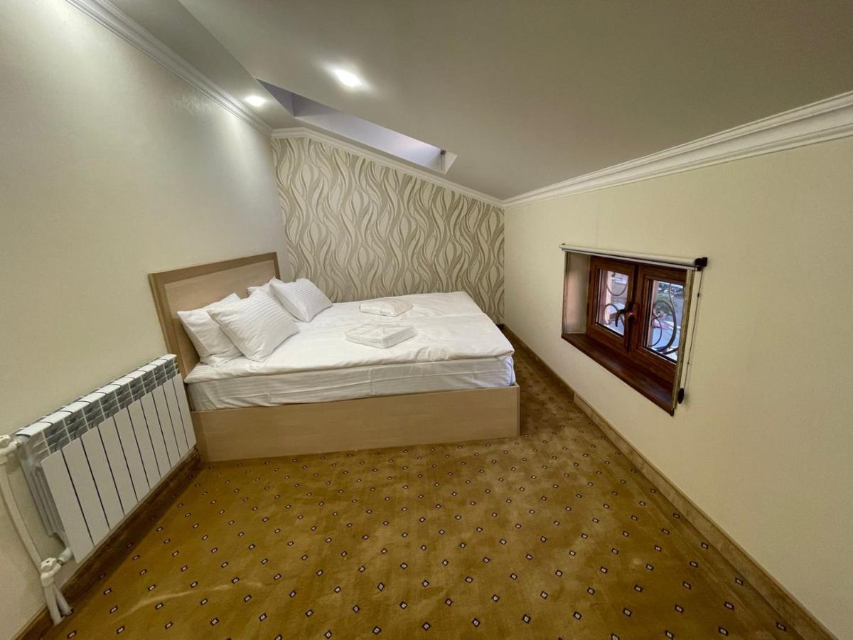 Anga Yerevan Hotel Екстериор снимка