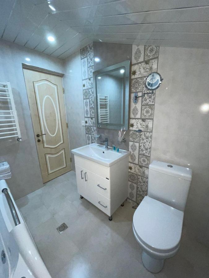 Anga Yerevan Hotel Екстериор снимка