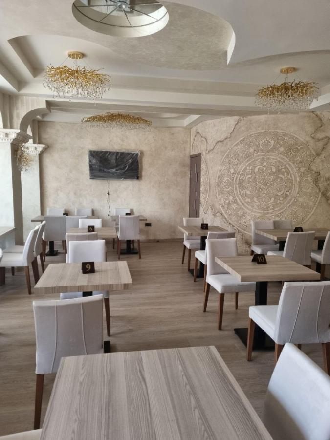 Anga Yerevan Hotel Екстериор снимка